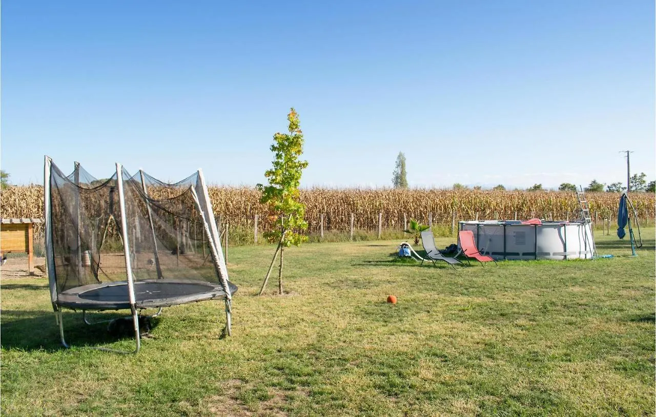 Holiday home Lovely Home In Rivehaute With Wifi Coueilles